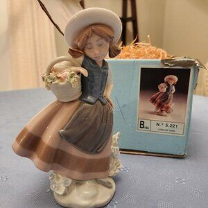 Lladro Sweet Scent Girl With Basket of Flowers 5221